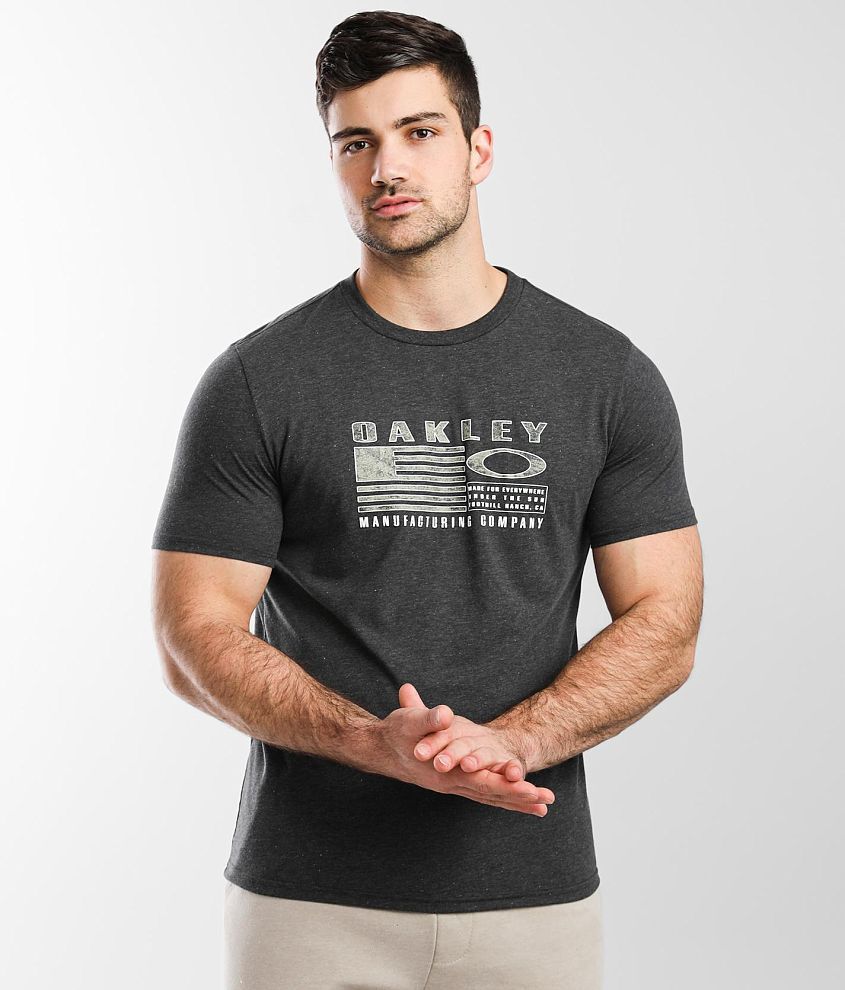 Oakley Mfg. O Hydrolix&#8482; T-Shirt front view