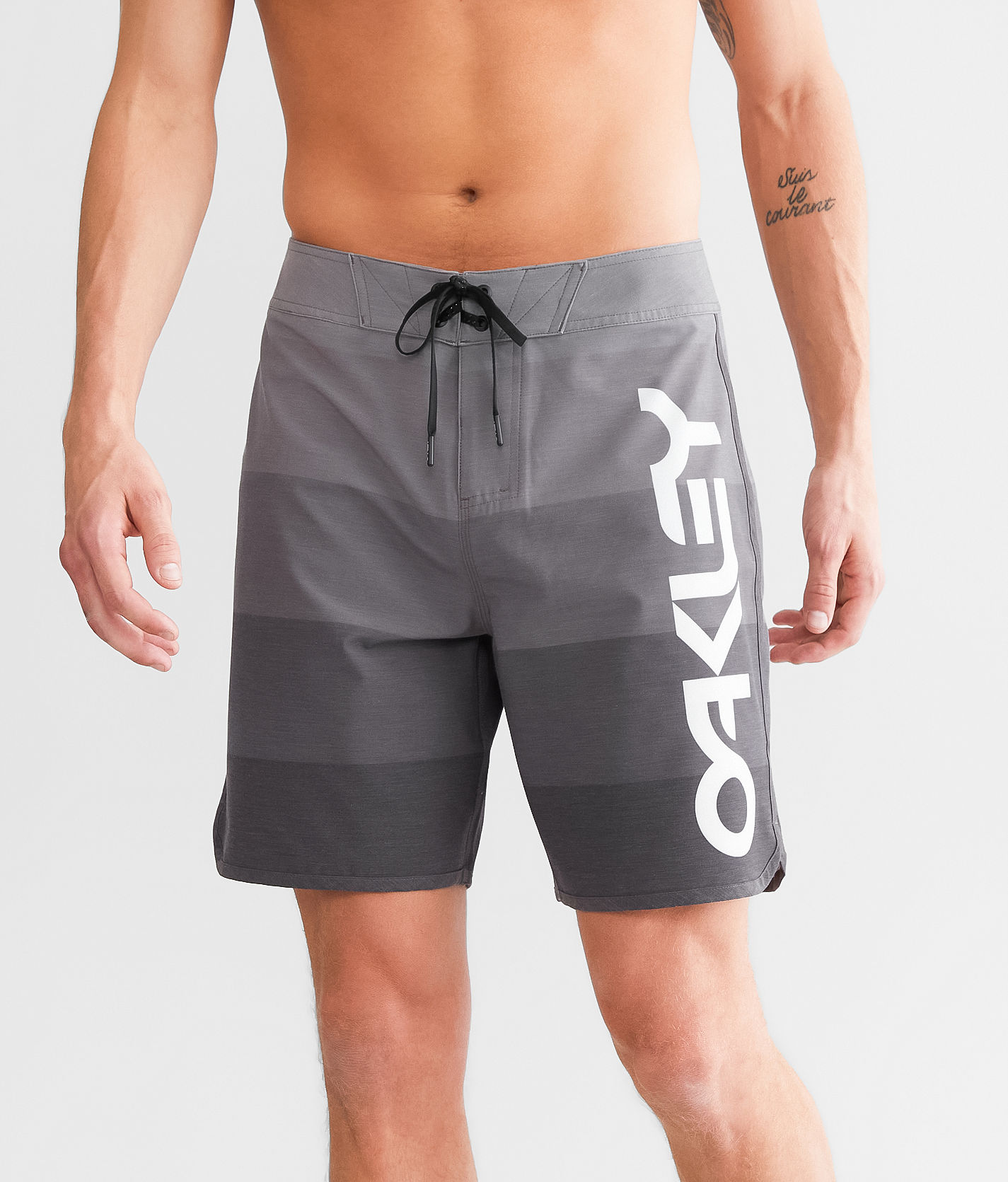 Oakley Retro Mark O Hydrolix™ Stretch Boardshort - Men's Swimwear 