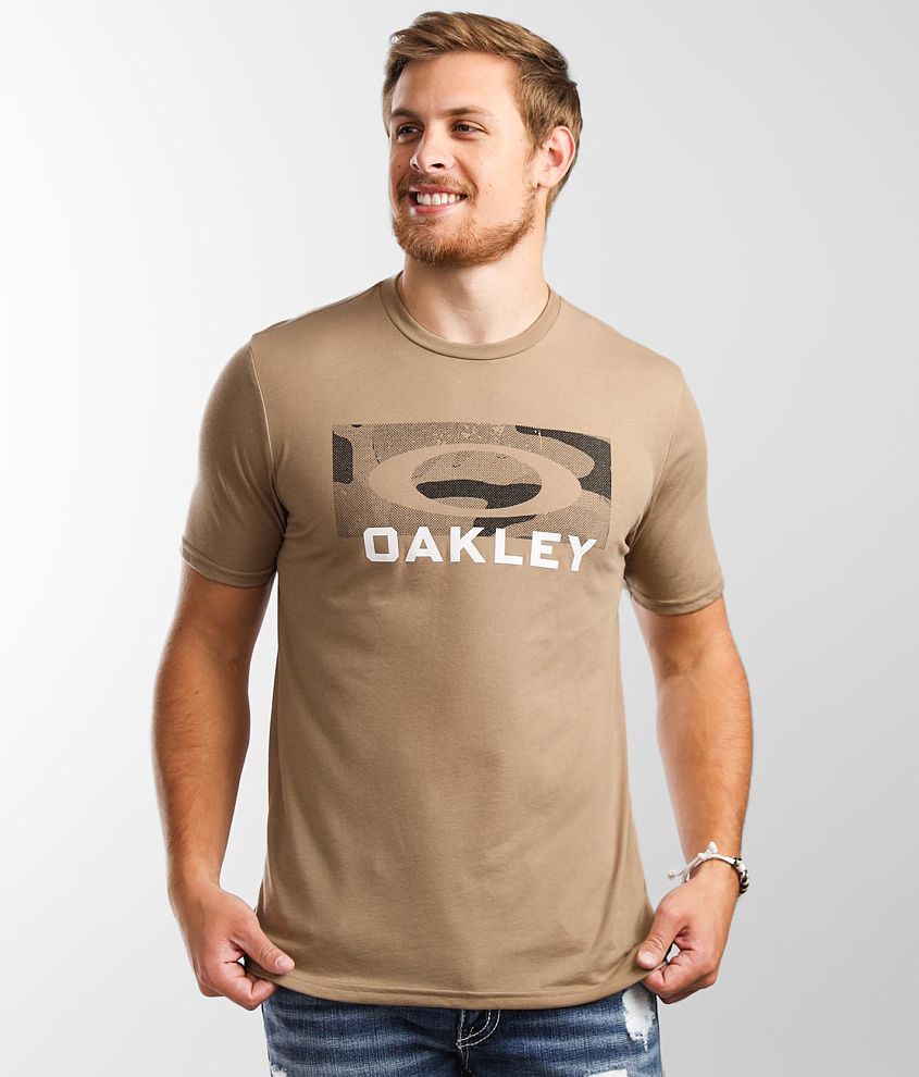 Oakley Dither O Hydrolix™ T-Shirt - Men's T-Shirts in Rye | Buckle