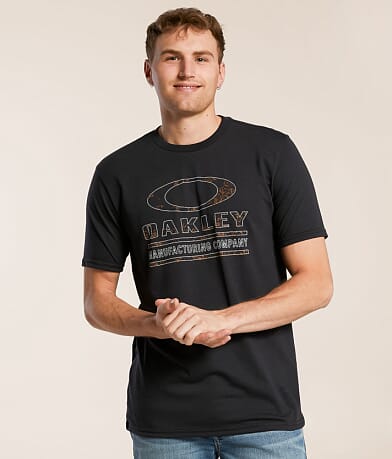 Oakley Stack Camo O Hydrolix™ T-Shirt front view