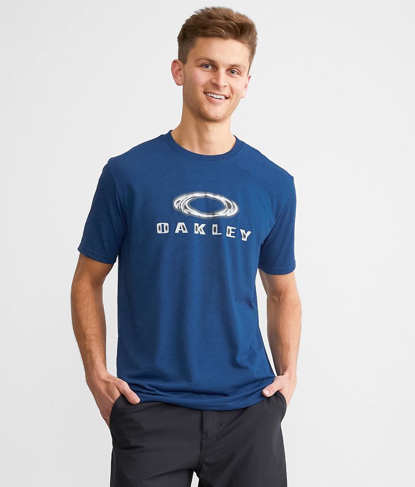 Oakley Liquid Ellipse O Hydrolix™ T-Shirt - Men's T-Shirts in Dk Blue ...