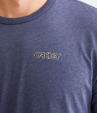 Oakley Vertical Spine O Hydrolix&#8482; T-Shirt misc detail 1 view