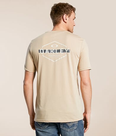 Oakley Crackle Shield O Hydrolix™ T-Shirt front view