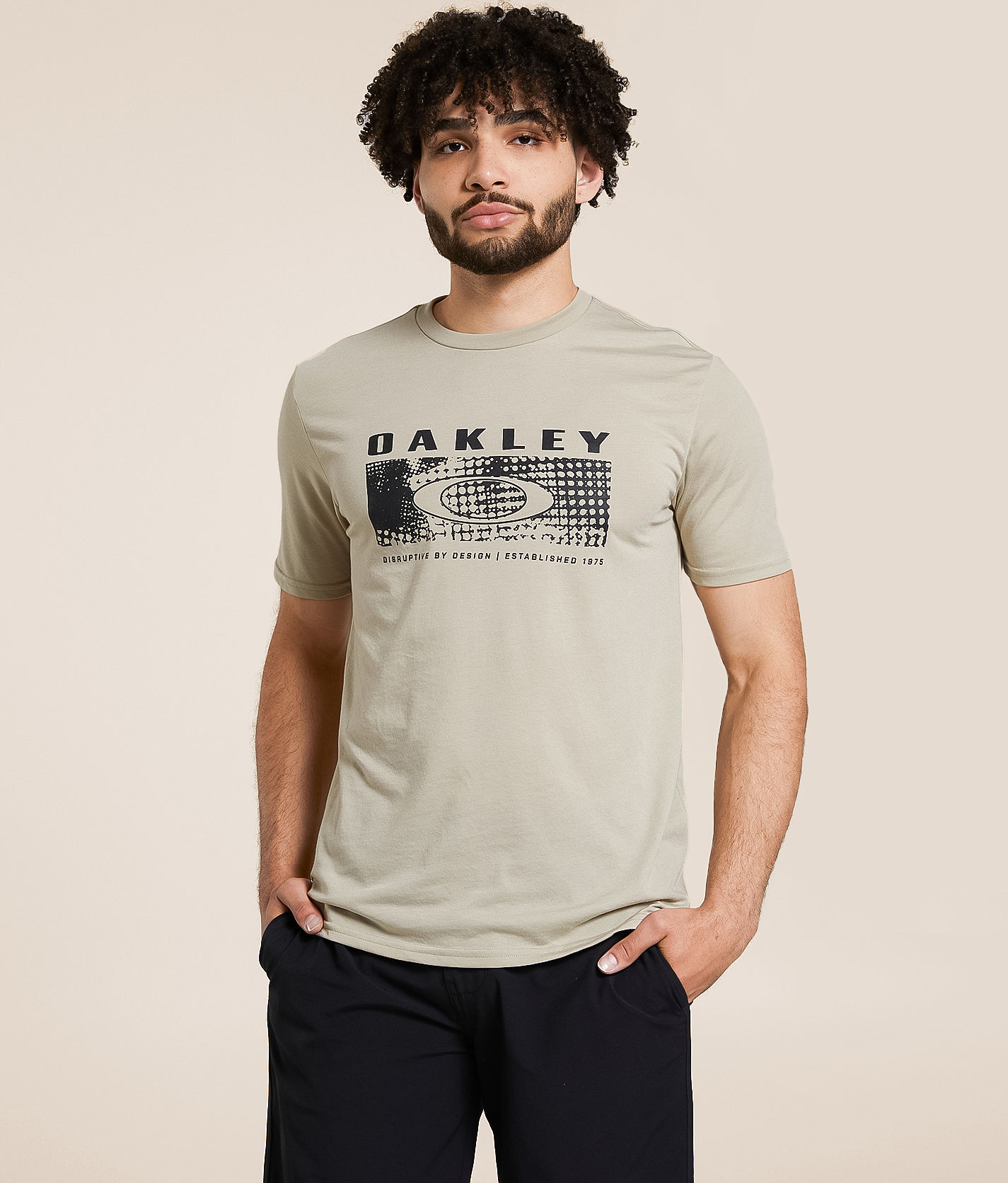 Oakley Rugged Collage O Hydrolix™ T-Shirt - Men's Activewear Oakley Rugged Collage O Hydrolix™ T-Shirt - Men's Activewear