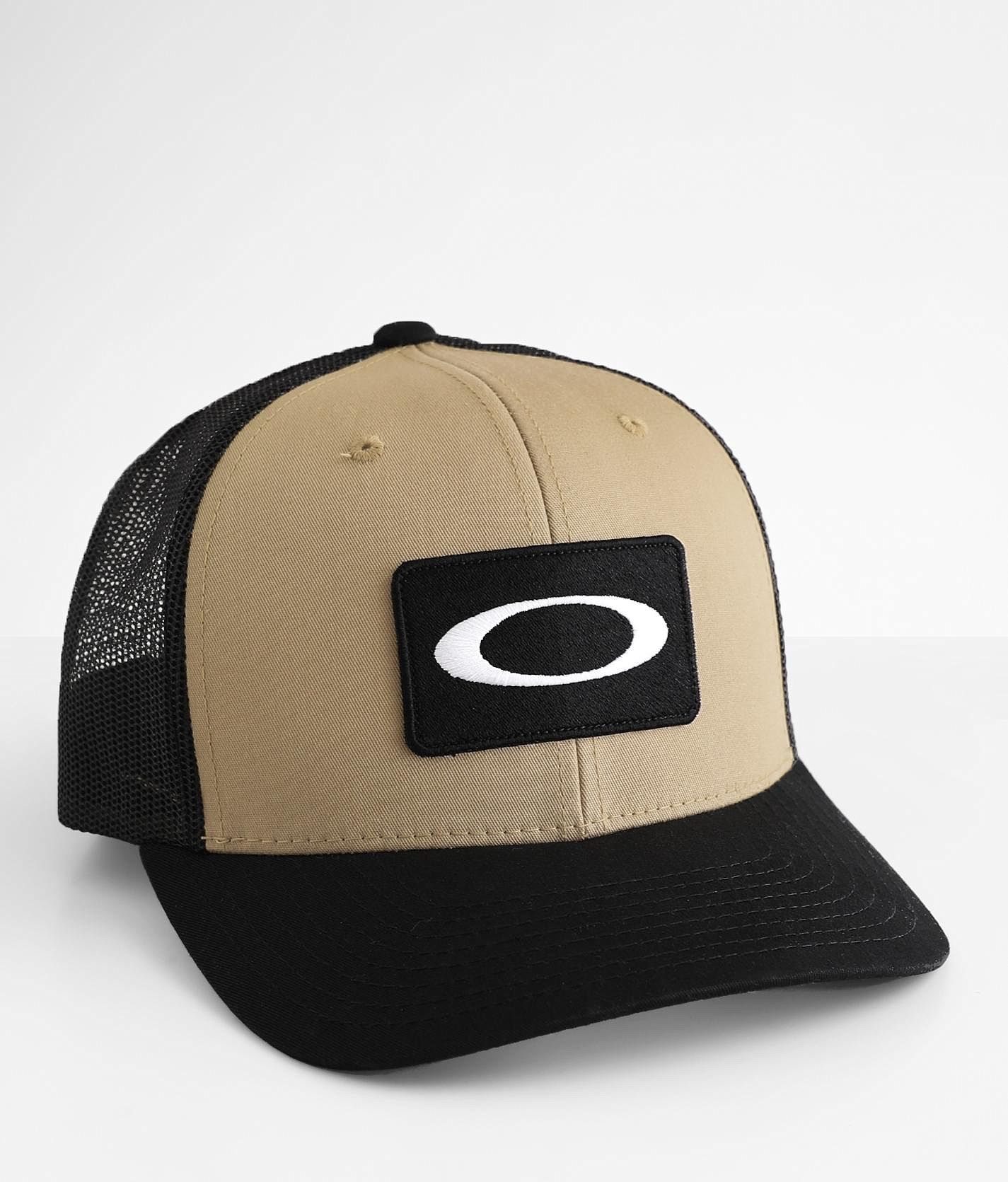 Oakley trucker store