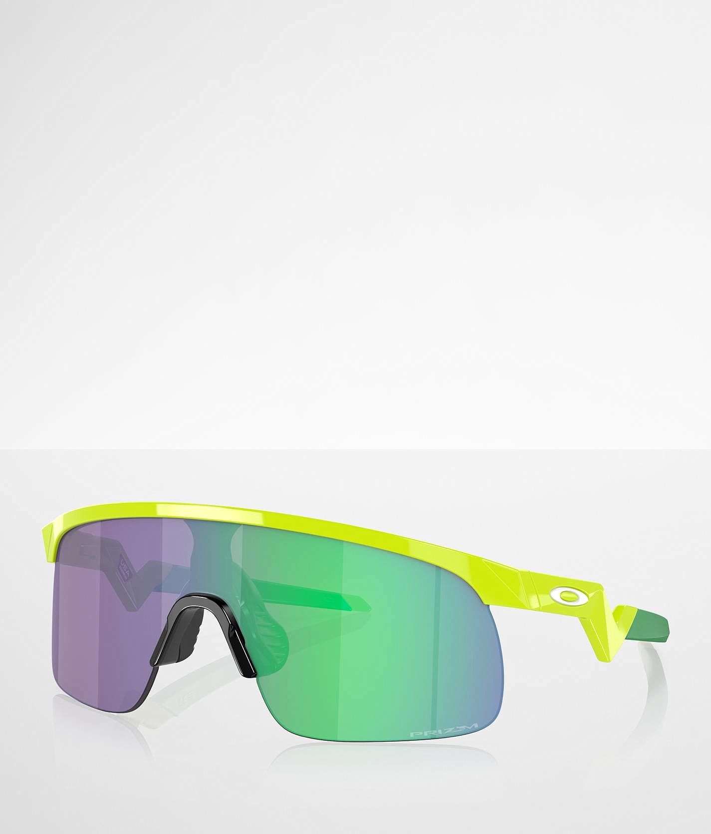 Descubrir 55+ imagen oakley warranty scratched lenses Thptnganamst.edu.vn