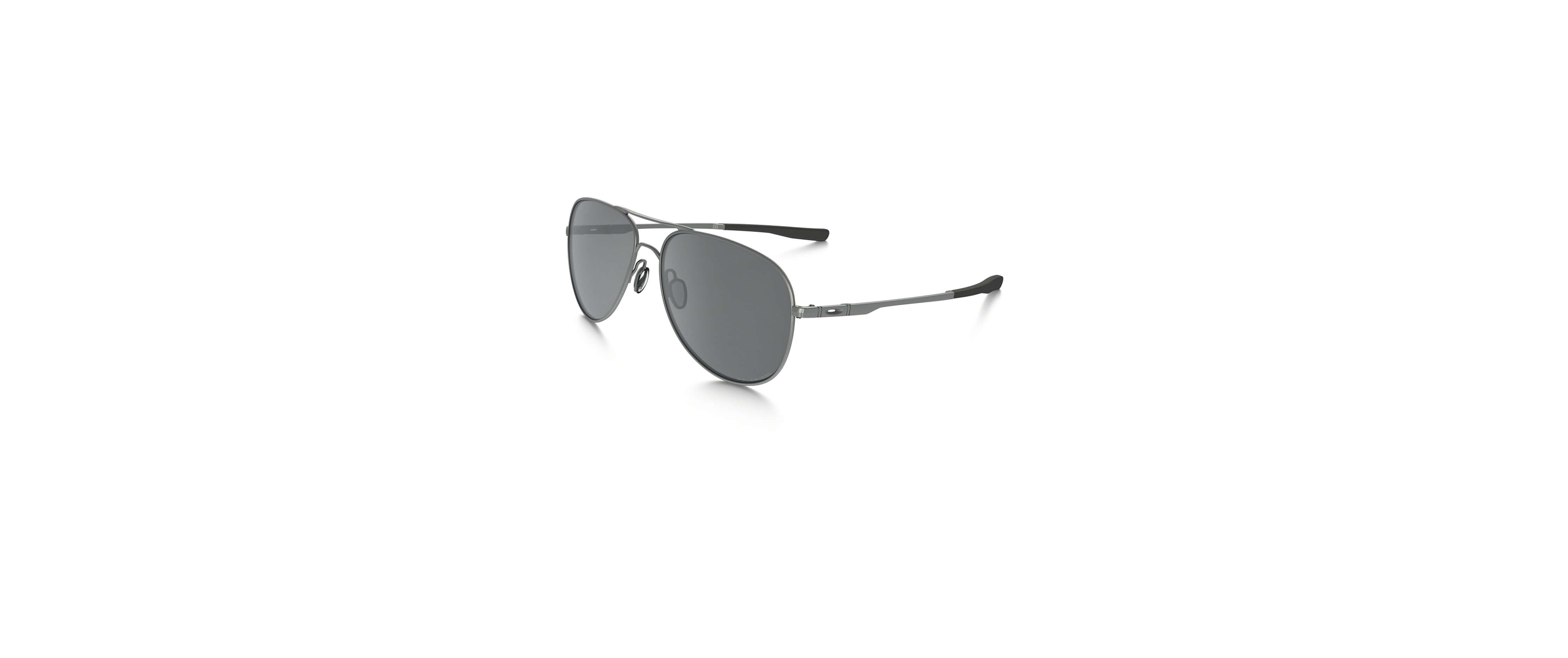 Oakley Elmont Polarized Sunglasses - Clothing in Lead | Buckle