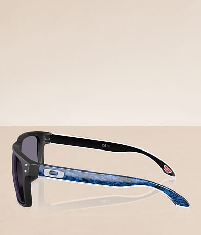 Oakley Holbrook&#8482; Prizm&#8482; Sunglasses misc detail 2 view