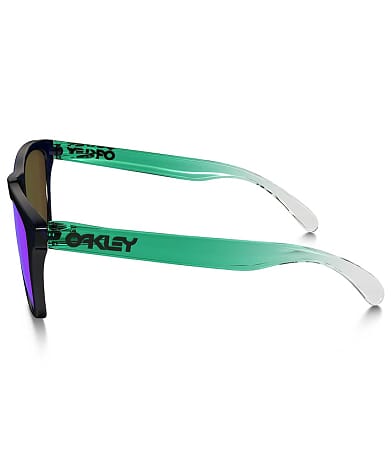 Oakley Frogskin Sunglasses misc detail 3 view