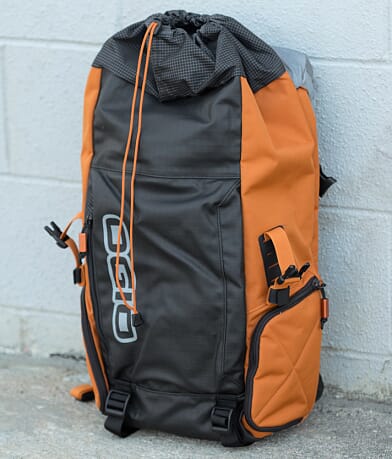 OGIO Throttle Backpack misc detail 3 view