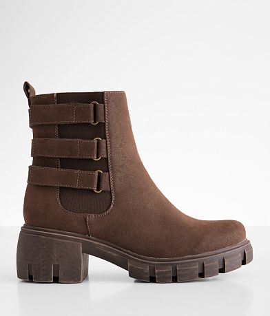 Pierre Dumas Camden Lug Ankle Boot front view
