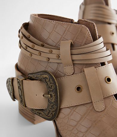 Pierre Dumas Western Ankle Boot misc detail 4 view