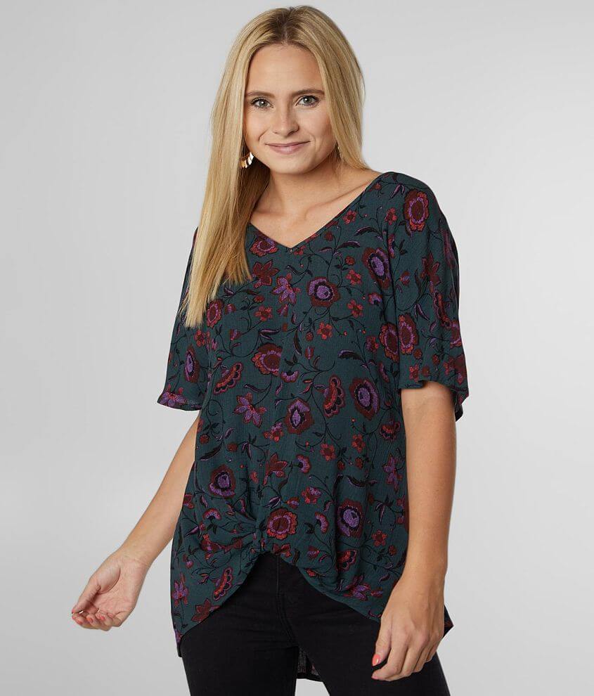Daytrip Floral Crinkle Top front view
