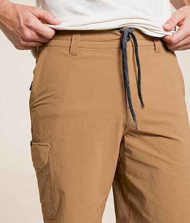 O&apos;Neill Trvlr Hybrid Cargo Stretch Short misc detail 2 view