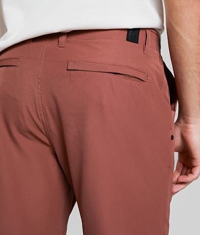 Maven Co-op Fairway Performance Stretch Short back pocket view