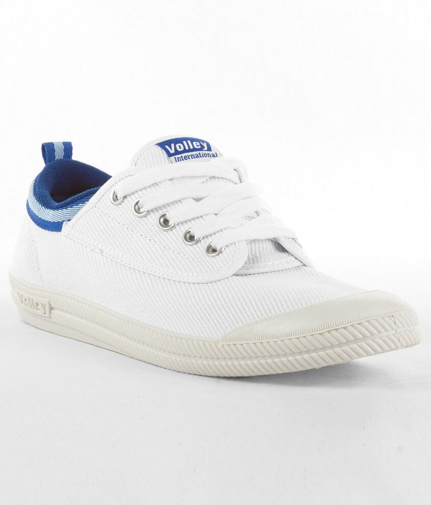 Volley International Shoe front view