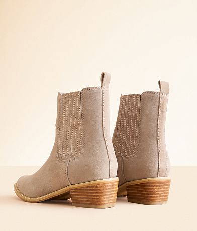 Naughty Monkey Leonor Leather Ankle Boot misc detail 2 view