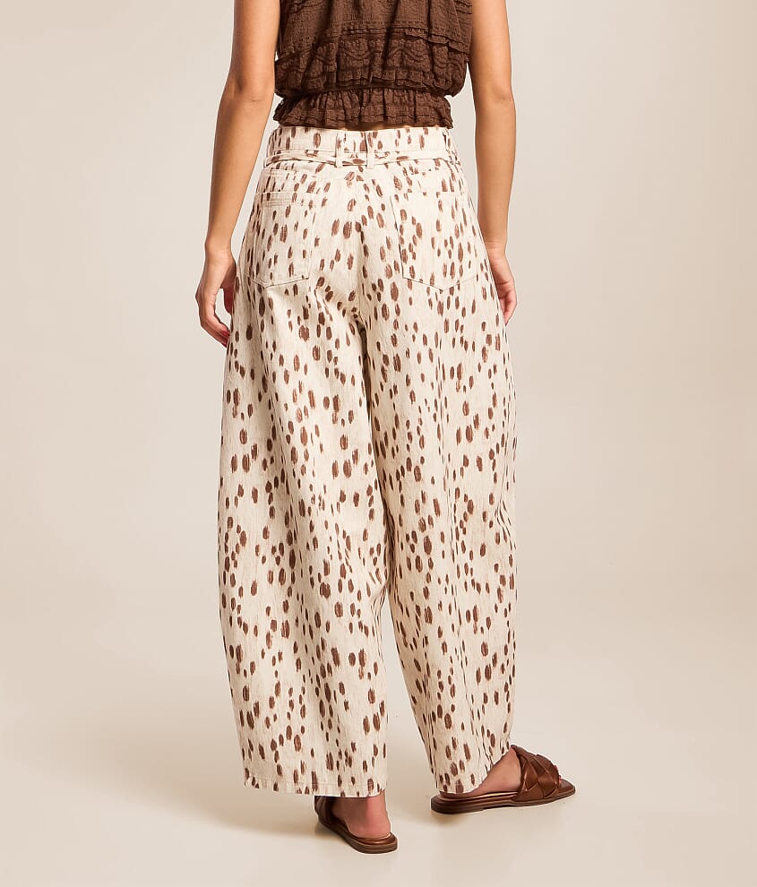 High Rise Dot Print Barrel Pant - thumbnail 4