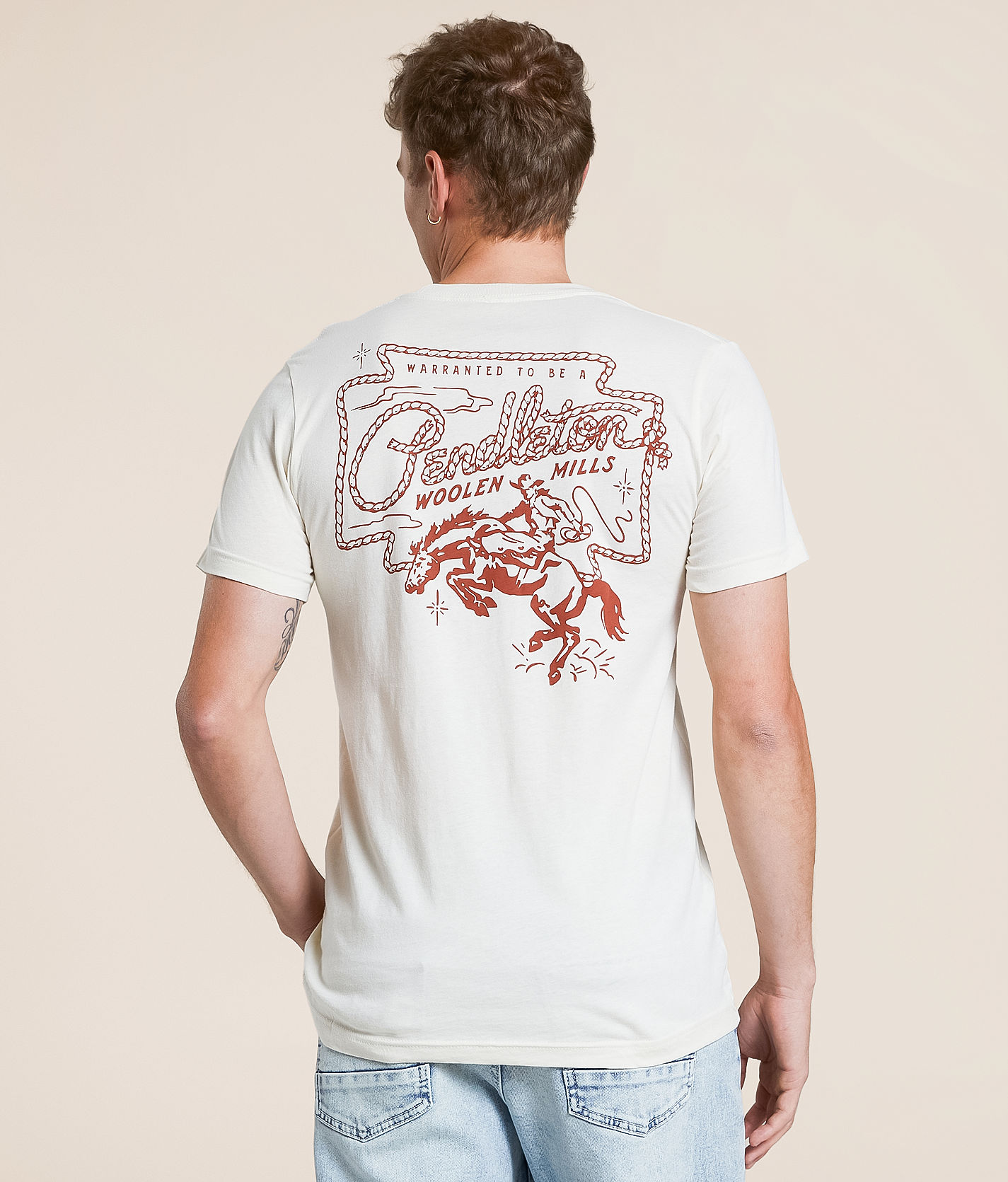 Pendleton ヴィンテージ Shop Men's Retro Logo Graphic Tee | Pendleton