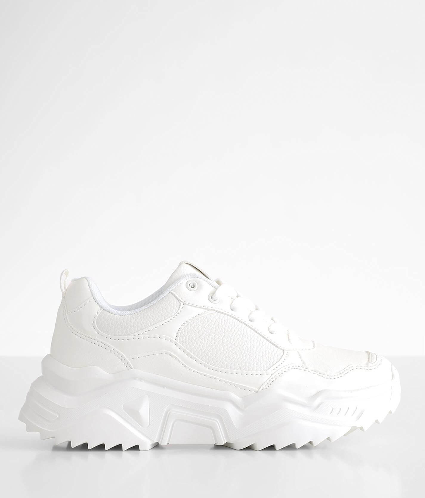 white dad sneaker