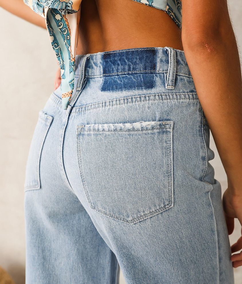 High Rise Wide Leg Jean - thumbnail 4