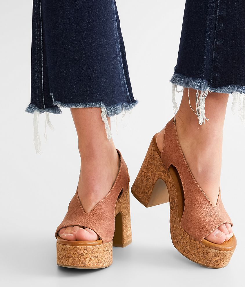 High Rise Cropped Flare Stretch Jean