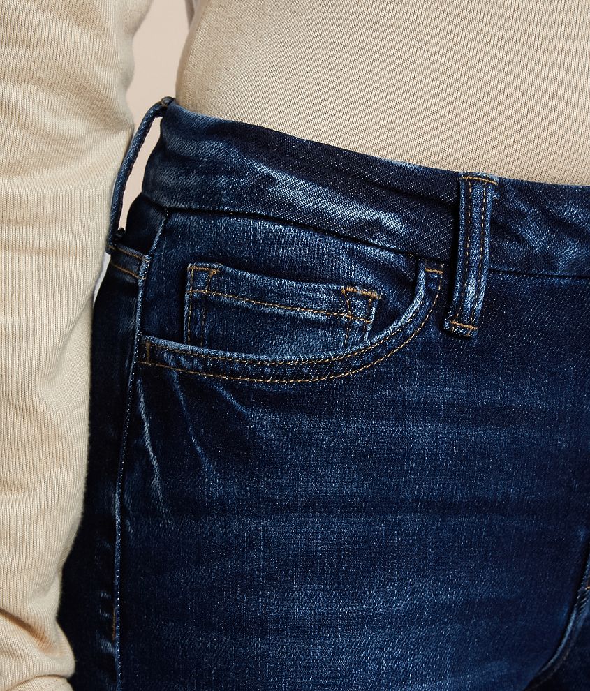 Mid-Rise Flare Stretch Jean