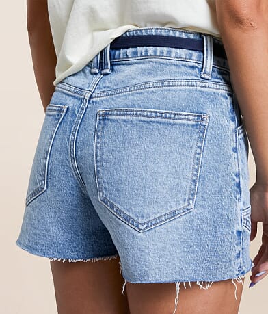 Flying Monkey Loose Stretch Short back pocket view