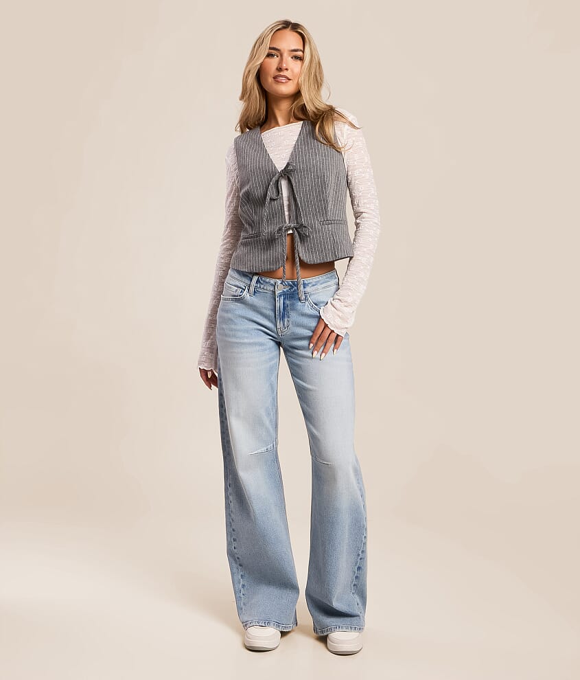 Low Rise Barrel Stretch Jean