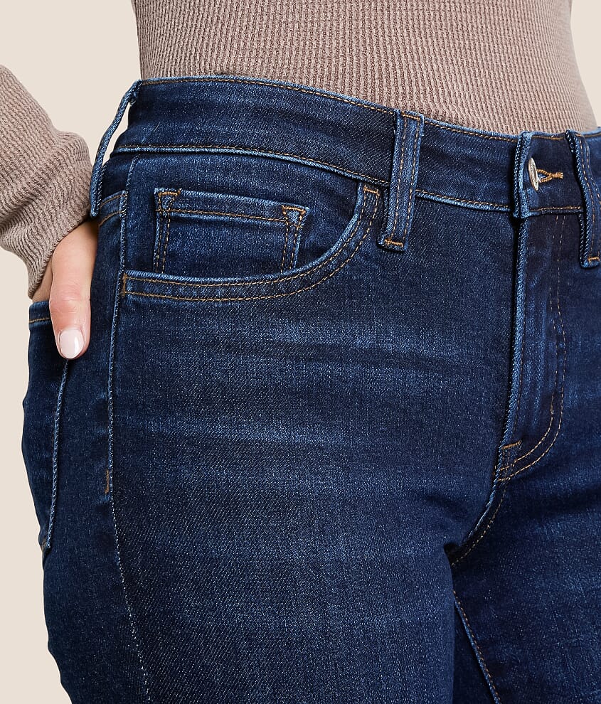 Bella Mid-Rise Flare Stretch Jean