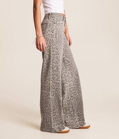 Olivia Leopard Wide Leg Jean thumbnail 3