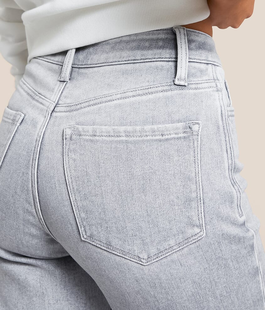Evie Classic Straight Stretch Jean - thumbnail 4