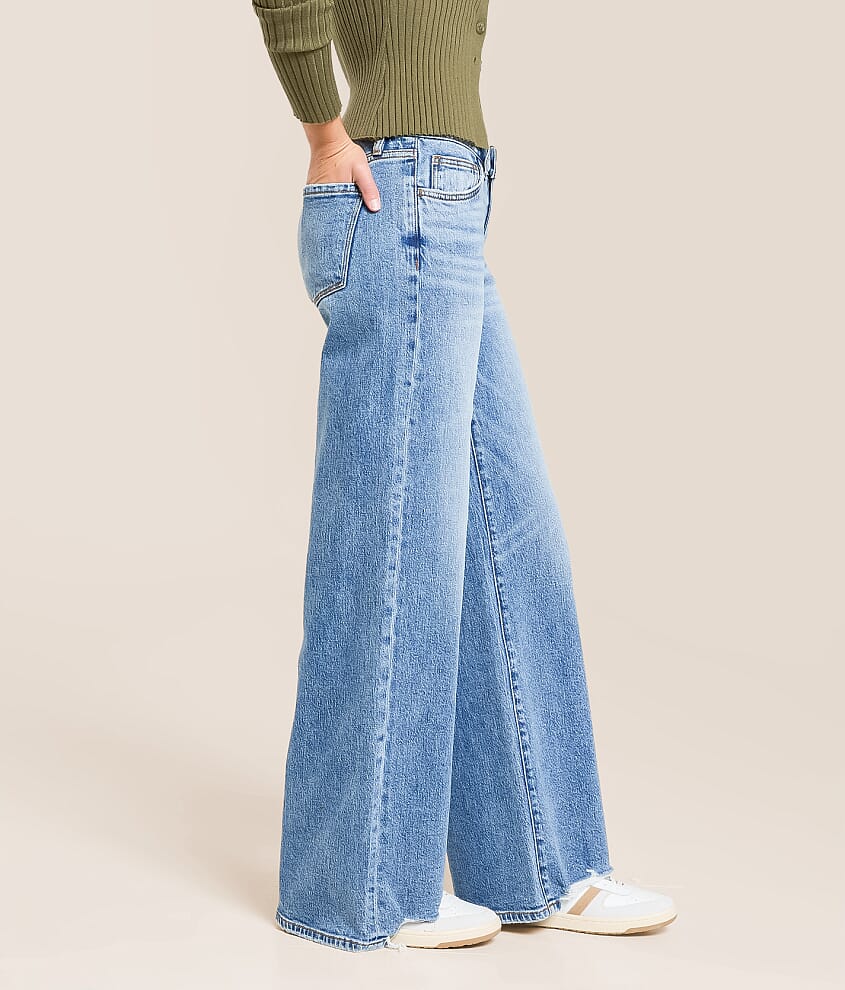 V-Front Wide Leg Stretch Jean - thumbnail 3