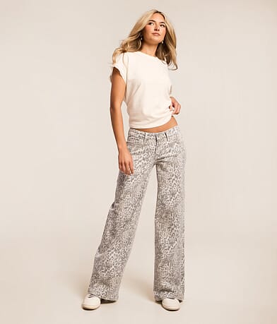 Rylee Wide Leg Leopard Print Jean