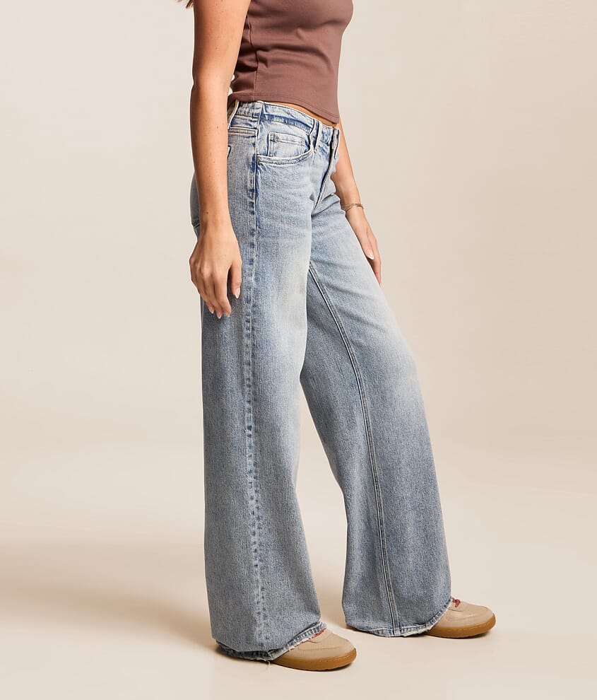 Kris Baggy Wide Leg Stretch Jean thumbnail 3
