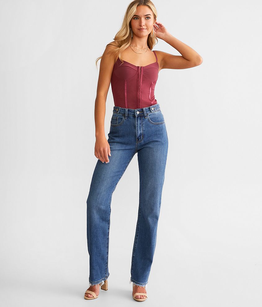 Willow &#38; Root The Relaxed Straight Stretch Jean front view