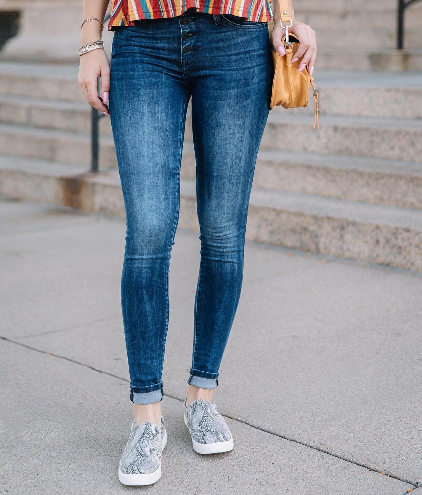 cuffed skinny jeans