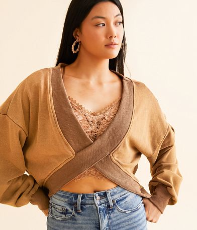 POL Criss Cross Pullover misc detail 3 view