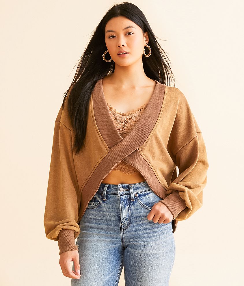 POL Criss Cross Pullover front view