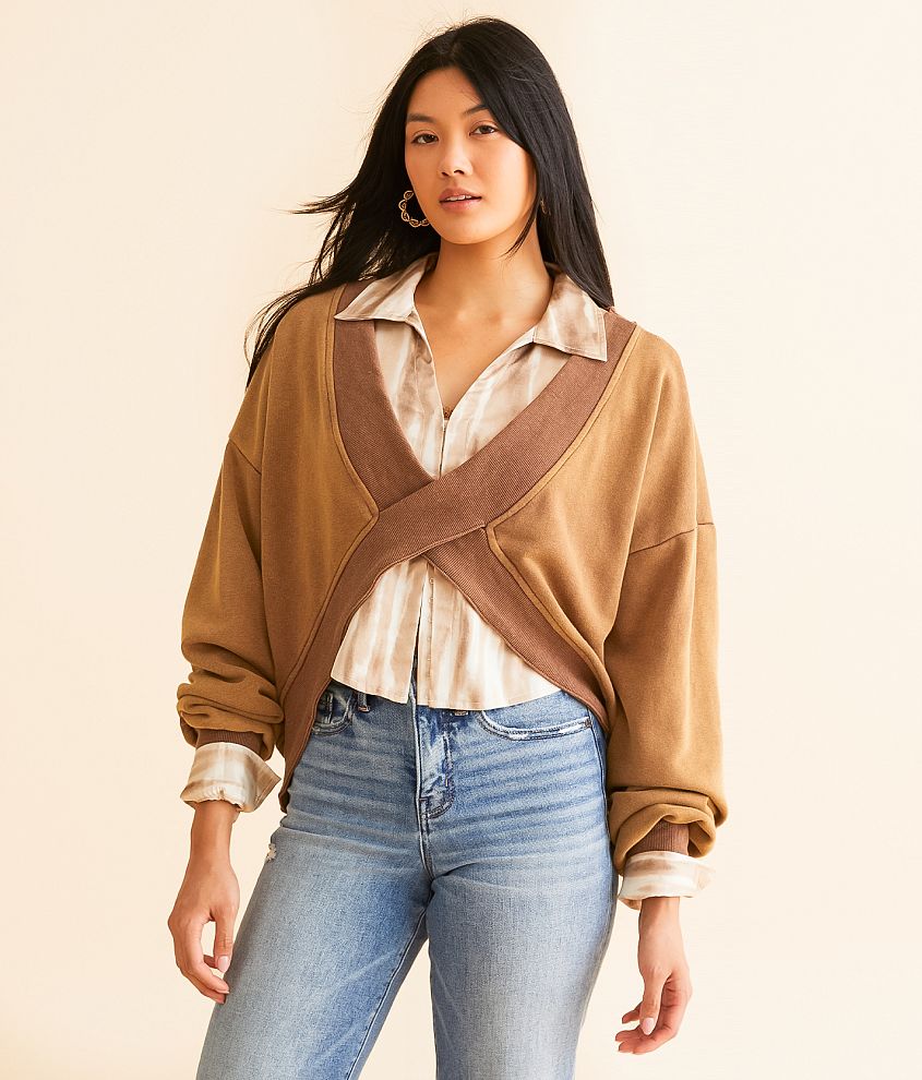 POL Criss Cross Pullover