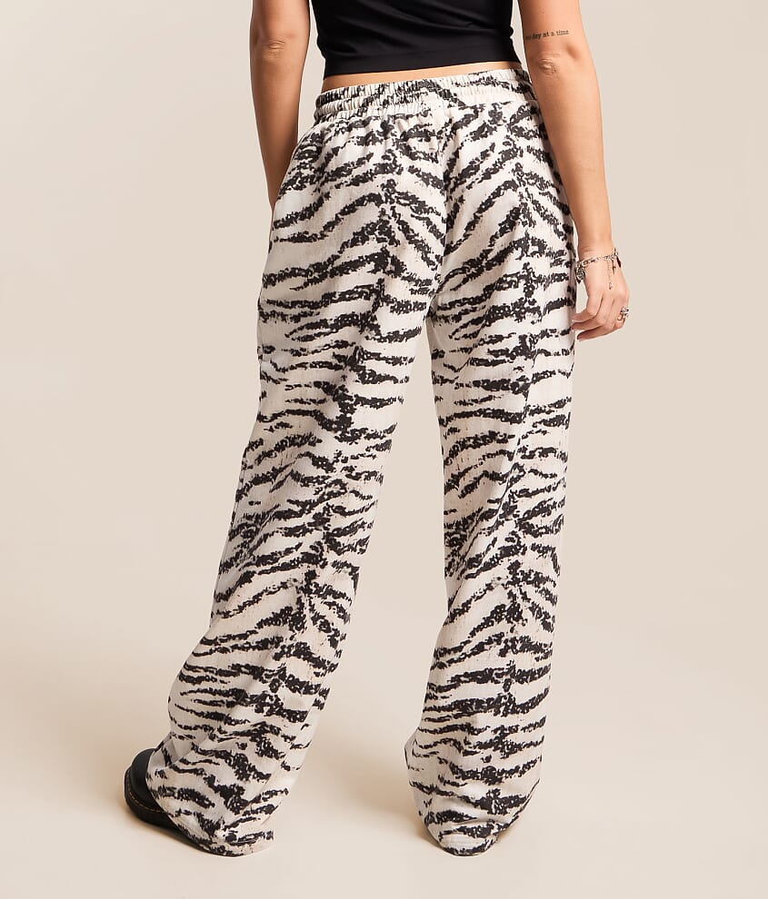 Zebra Wide Leg Sweatpant - thumbnail 4