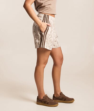 Snake Print Short thumbnail 3