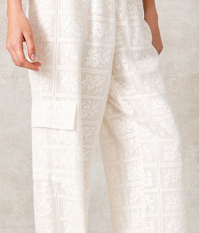 33 Coastal Lace Cargo Pant MISC_DETAIL_1