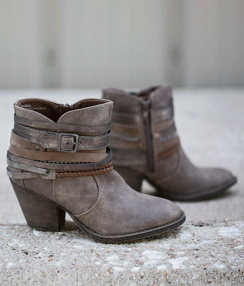 BKE sole Kansas Boot - Women's Shoes in Grey | Buckle