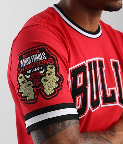 Pro Standard Chicago Bulls Warm Up T-Shirt misc detail 1 view