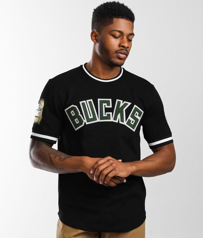 Pro Standard Milwaukee Bucks Warm Up T-Shirt front view
