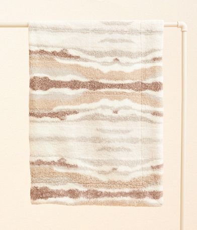BKE Teddy Plush Blanket front view