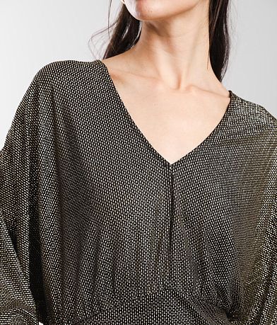 red by BKE Metallic Top MISC_DETAIL_1