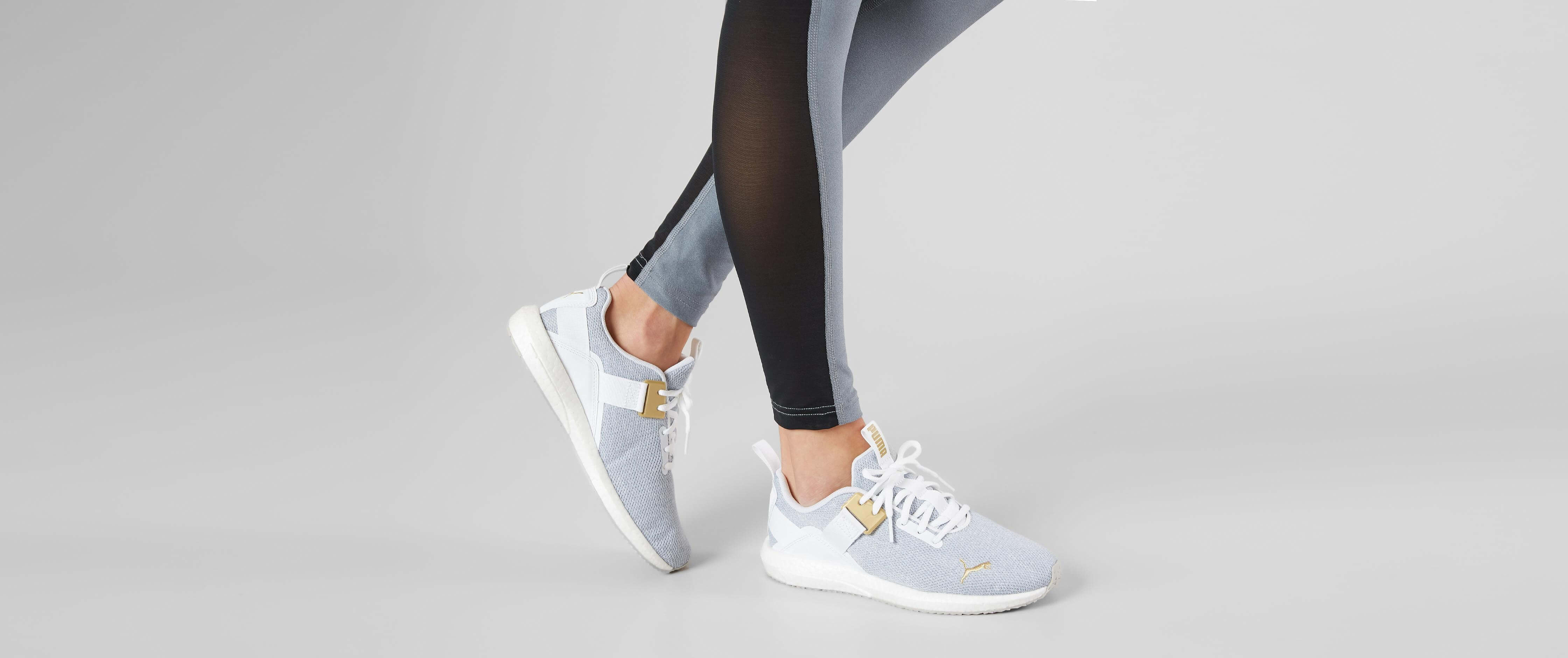 puma womens soft foam shoes