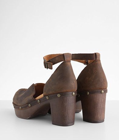 Sbicca Donerail Leather Heeled Clog misc detail 3 view